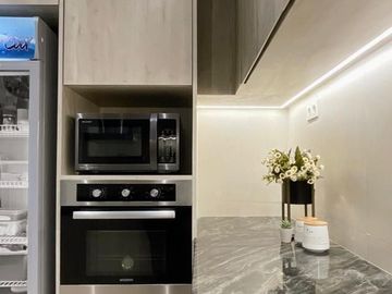 Dijual Rumah Cantik Graha Natura Full Furnish Strategis Siap Huni