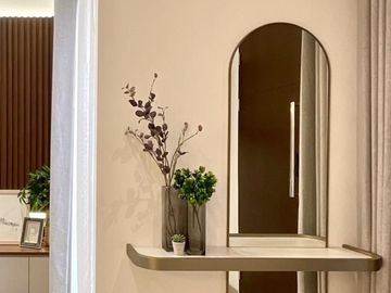 Dijual Rumah Cantik Graha Natura Full Furnish Strategis Siap Huni