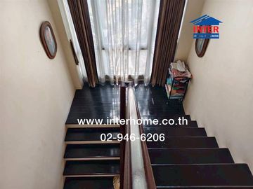 Two-story detached house, 420 sq.w., located in Soi Khlong Si Tawan Ok 43, near Khlong Luang Bus Terminal, Khlong Luang Road, Khlong Luang, Pathum Tha