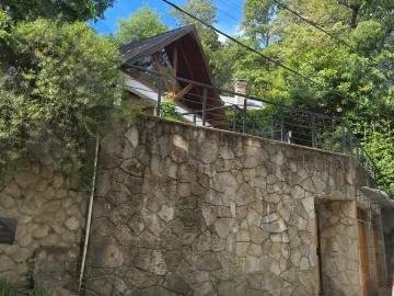 Excelente propiedad zona centro Calle Los Robles- San Martín de los Andes -