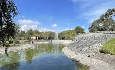 CASA EN VILLAS DEL CAMPO, CALIMAYA, ESTADO DE MEXICO. REMATE ADJUDICADO