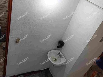 CASA EN VENTA UBICACIÓN INMEJORABLE