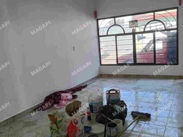 CASA EN VENTA UBICACIÓN INMEJORABLE