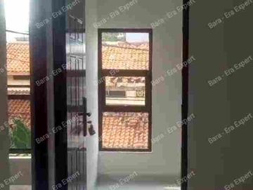 Jual rumah baru di pulo asem, Rawangun. Aman dari banjir!!