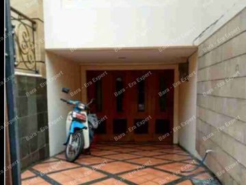 Jual rumah elegan siap huni di Rawamangun. Aman dan bebas banjir!!