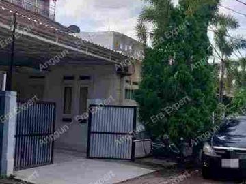 Dijual rumah yg hadap ke Taman Dalam Cluster Aralia Harapan Indah 2 Bekasi (tarumajaya)