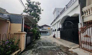 Dijual Rumah Bagus Siap Huni area Wiyung perumahan Gunungsari Indah GSI