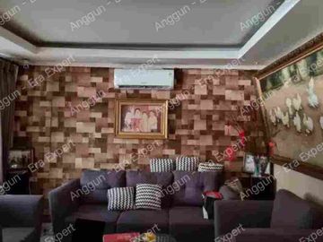 Dijual Rumah Strategis 3 Lantai Semi Furnished Di Gunung Sahari Jakpus