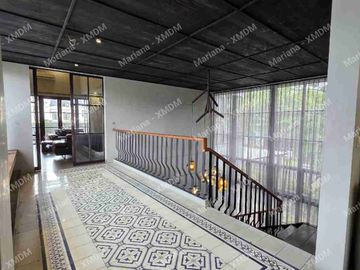 Rumah di Aristoteles Gading serpong sudah interior cakep elegant , full furnished