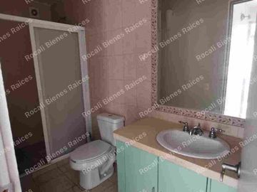 EN VENTA INMUEBLE DE CINCO DEPARTAMENTOS