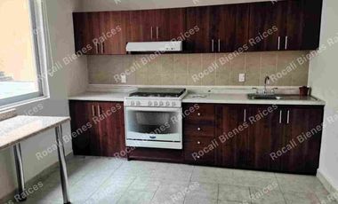 EN VENTA INMUEBLE DE CINCO DEPARTAMENTOS