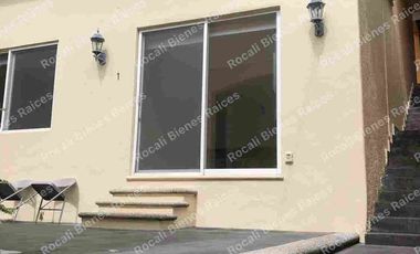 EN VENTA INMUEBLE DE CINCO DEPARTAMENTOS