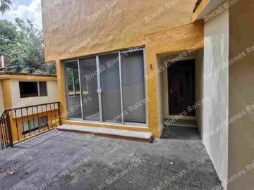 EN VENTA INMUEBLE DE CINCO DEPARTAMENTOS