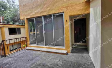 EN VENTA INMUEBLE DE CINCO DEPARTAMENTOS