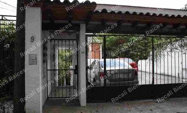 EN VENTA INMUEBLE DE CINCO DEPARTAMENTOS