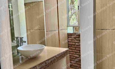 EN VENTA INMUEBLE DE CINCO DEPARTAMENTOS