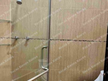EN VENTA INMUEBLE DE CINCO DEPARTAMENTOS