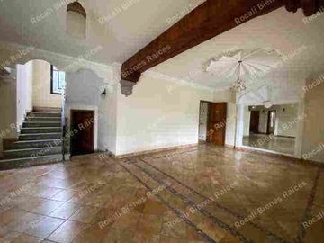 EN VENTA PRECIOSA CASA EN VISTA HERMOSA