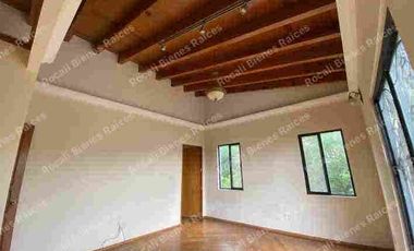 EN VENTA PRECIOSA CASA EN VISTA HERMOSA