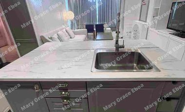 Two Serendra Red Oak 2BR| interior design |fully furnished| parking
