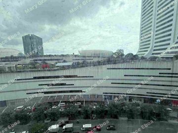 Two Serendra Red Oak 2BR| interior design |fully furnished| parking
