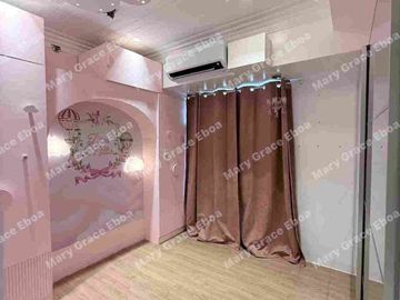 Two Serendra Red Oak 2BR| interior design |fully furnished| parking