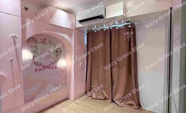 Two Serendra Red Oak 2BR| interior design |fully furnished| parking