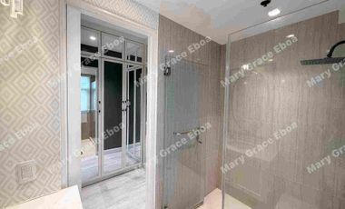 Two Serendra Red Oak 2BR| interior design |fully furnished| parking