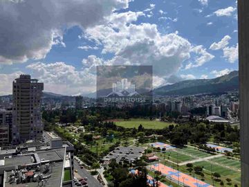 Renta de Departamento Amoblado, 3 dormitorios, Sector La Carolina, Edificio IQON