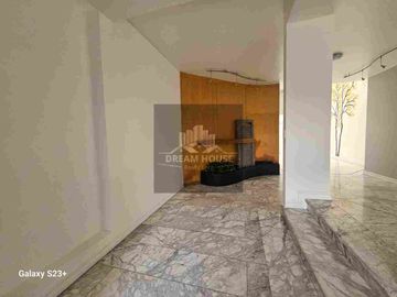 Venta de Casa de 4 dormitorios, Sector Quito Tenis, Ecuador