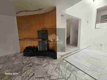 Venta de Casa de 4 dormitorios, Sector Quito Tenis, Ecuador
