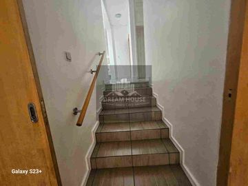 Venta de Casa de 4 dormitorios, Sector Quito Tenis, Ecuador
