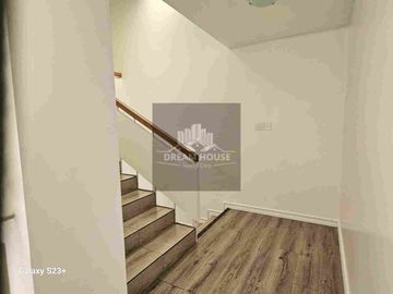 Venta de Casa de 4 dormitorios, Sector Quito Tenis, Ecuador