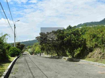 Venta de Terreno, Sector San Juan Alto, Cumbayá, Quito, Ecuador