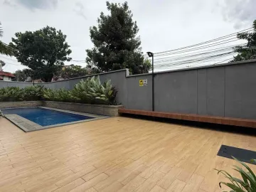 Dijual Rumah 3 Lantai Di Kebayoran Lama Siap Huni, 2 Facad Depan & Belakang Dekat Pintu Tol