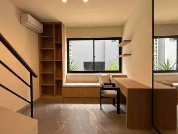 Dijual Rumah 3 Lantai Di Kebayoran Lama Siap Huni, 2 Facad Depan & Belakang Dekat Pintu Tol