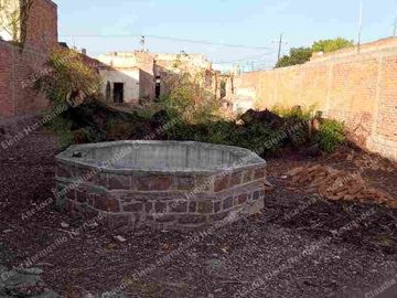 TERRENO EN VENTA AV DAMIAN CARMONA