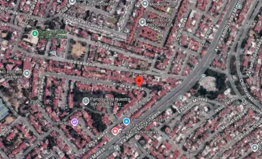 CASA EN LOMAS VERDES ALTEÑA, NAUCALPAN, EDOMEX. REMATE ADJUDICADO