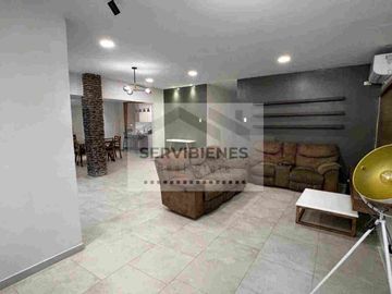 Casa en Venta en Urdesa Central