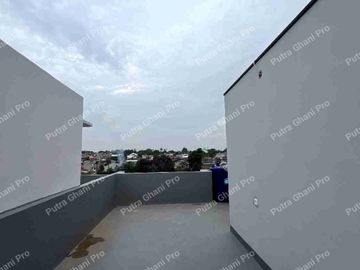 Cluster Modern Tropical dekat Toll, Fasilitas Lengkap