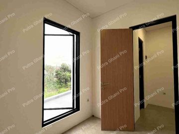 Cluster Modern Tropical dekat Toll, Fasilitas Lengkap