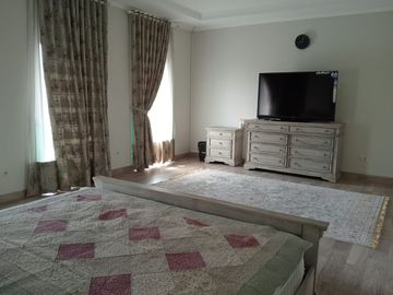 Di Jual Rumah Strategis di Kebagusan