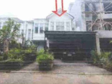 Rumah 2 Lantai manis dan strategis di BSD