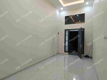 Rumah mewah fasat tinggi cash dan KPR tersedia..