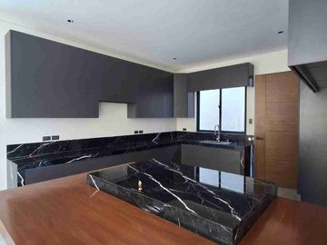 Brand New 5BR Modern Home with Private Pool in BF Homes
