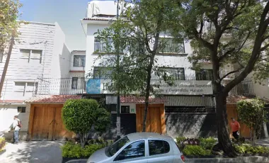 CASA EN ANZURES, MIGUEL HIDALGO, CDMX. REMATE ADJUDICADO