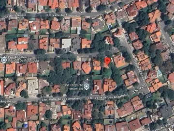 CASA EN RESIDENCIAL LOMAS DE VALLE ESCONDIDO, ATIZAPAN, EDOMEX. REMATE ADJUDICADO