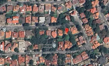 CASA EN RESIDENCIAL LOMAS DE VALLE ESCONDIDO, ATIZAPAN, EDOMEX. REMATE ADJUDICADO