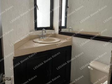 VENTA DE CASA EN PORTONES DEL MORAL REMODELADA NORTE DE LEON GUANAJUATO