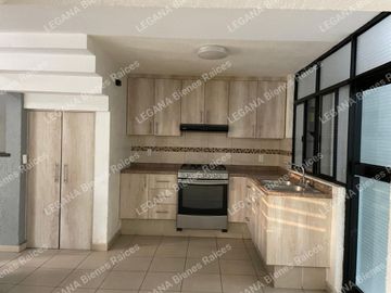 VENTA DE CASA EN PORTONES DEL MORAL REMODELADA NORTE DE LEON GUANAJUATO